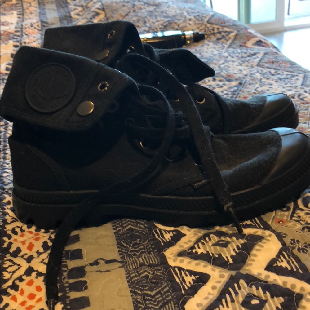 NEW! Never worn palladium unisex boots
